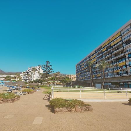 Santa-Clara-Blue Horizon Front Line Apartment By Namaste Elite Torremolinos Bagian luar foto