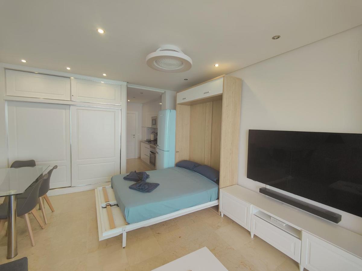 Santa-Clara-Blue Horizon Front Line Apartment By Namaste Elite Torremolinos Bagian luar foto